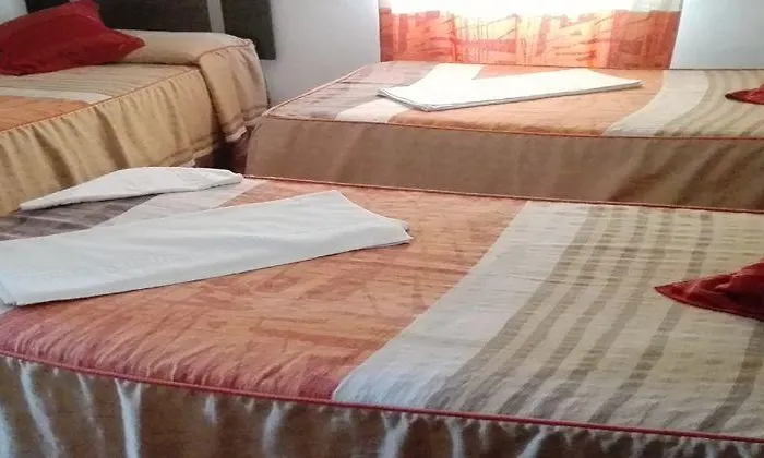 بنسيون غران بلازا بيت ضيافة إشبيلية