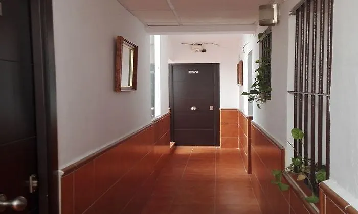 بيت ضيافة بنسيون غران بلازا إشبيلية