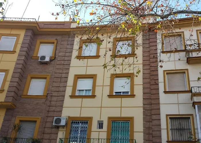 بيت ضيافة بنسيون غران بلازا إشبيلية