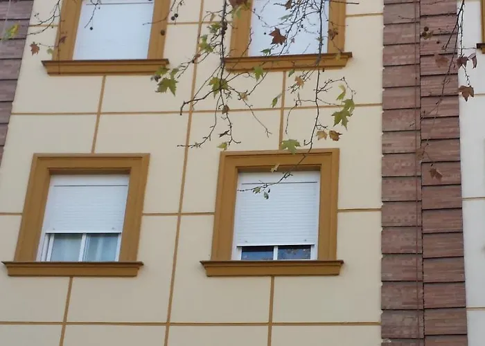 بيت ضيافة بنسيون غران بلازا 2*